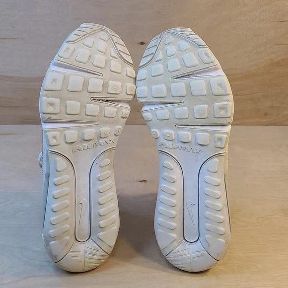 Nike Air Max 2090  White Wolf Grey Sneakers - Picture 9 of 10